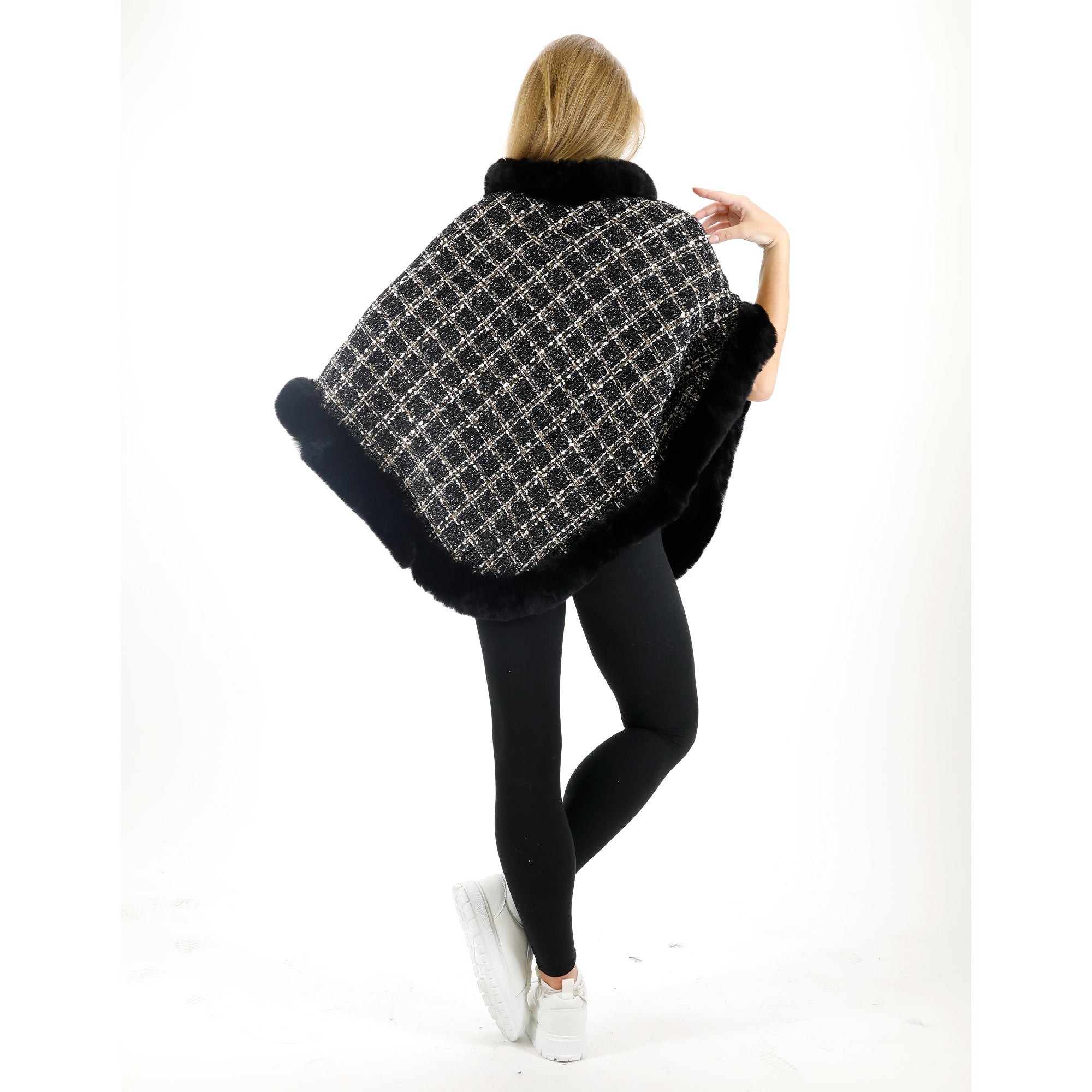 CHECK PATTERN FUR PONCHO 4068 (12PC)